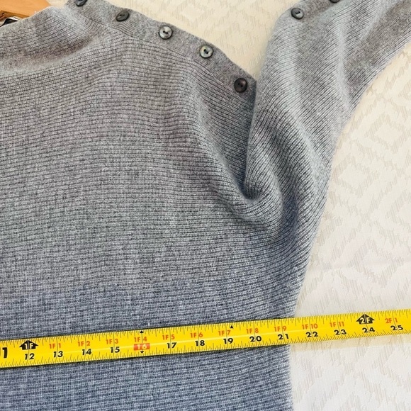 Gentle Herd Women Wool Button Shoulder Sweater Gray Size XL - Picture 6 of 7